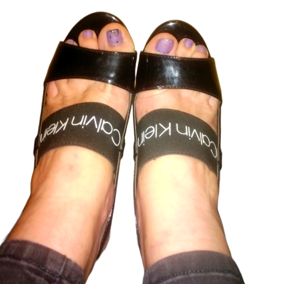 Calvin Klein wedge heels - Picture 4 of 5